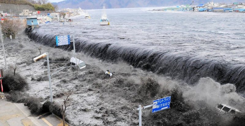 tsunami do japão